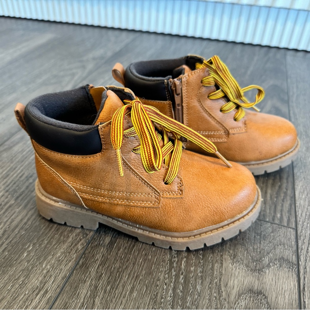 Carter’s Kids High Top Faux Leather Boots - 1Y